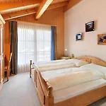 Serviced - Kirchbuehl@home 4* グリンデルヴァルト