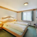 Serviced - Kirchbuehl@home 4* グリンデルヴァルト