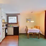 Serviced - Kirchbuehl@home 4* グリンデルヴァルト