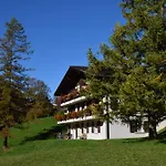 Apartmanhotel Serviced - Kirchbuehl@home Grindelwald